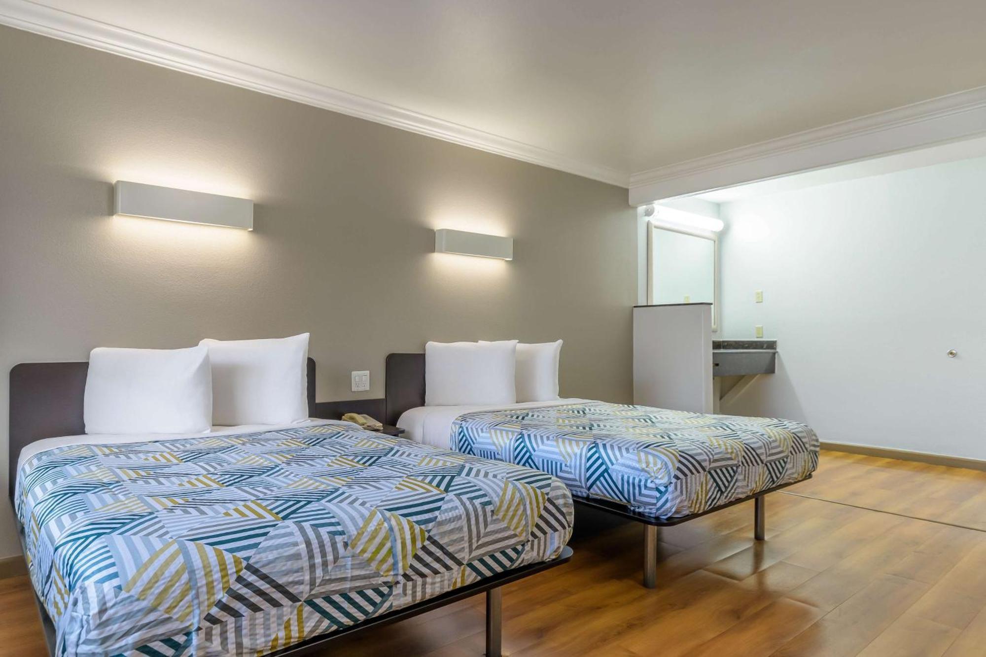 Motel 6-San Jose, Ca - Convention Center Extérieur photo