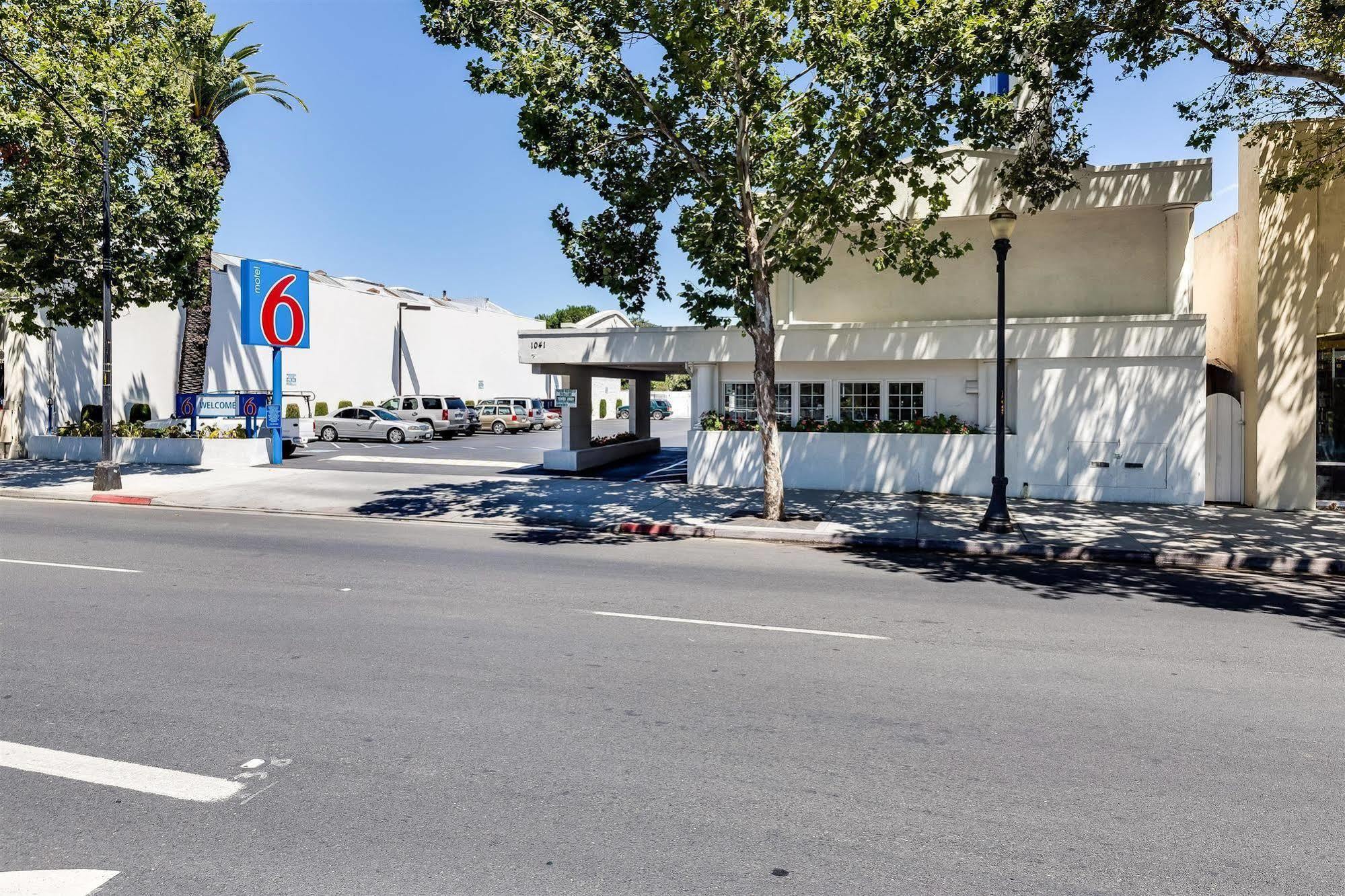 Motel 6-San Jose, Ca - Convention Center Extérieur photo